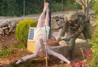 Soldado israelense danifica estátua de Jesus em foto; Israel se pronuncia