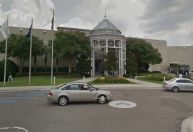 Ao menos 10 pessoas ficam feridas após tiroteio em shopping nos Estados Unidos