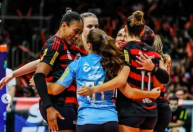 Flamengo volta a derrotar Mackenzie e avança à semifinal da Superliga Feminina