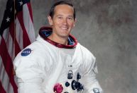 Artemis II: astronautas recebem mensagem de veterano que já pisou na Lua; confira