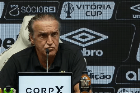Cuca, técnico do Santos