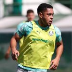 Jogador importante treina sem limitações e deve voltar ao Palmeiras