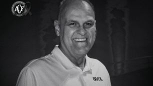 Chapecoense lamenta morte de Oscar Schmidt: 'Sua contribuição transcendeu as quadras'