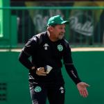 Chapecoense demite treinador após derrota para o Cruzeiro