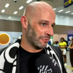 Franclim Carvalho chega ao Rio para assumir o Botafogo