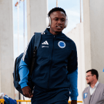 Artur Jorge dá previsão para retorno de Sinisterra no Cruzeiro