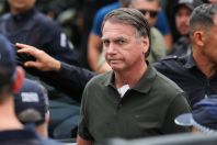 Moraes autoriza Bolsonaro a passar por cirurgia no ombro direito