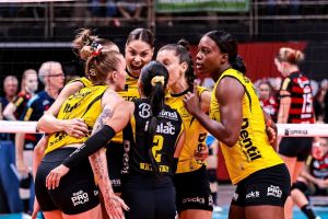 Praia bate Flamengo em jogaço e enfrentará Minas na final da Superliga Feminina