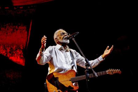 Gilberto Gil apresenta show inédito no Sensacional! • Divulgação