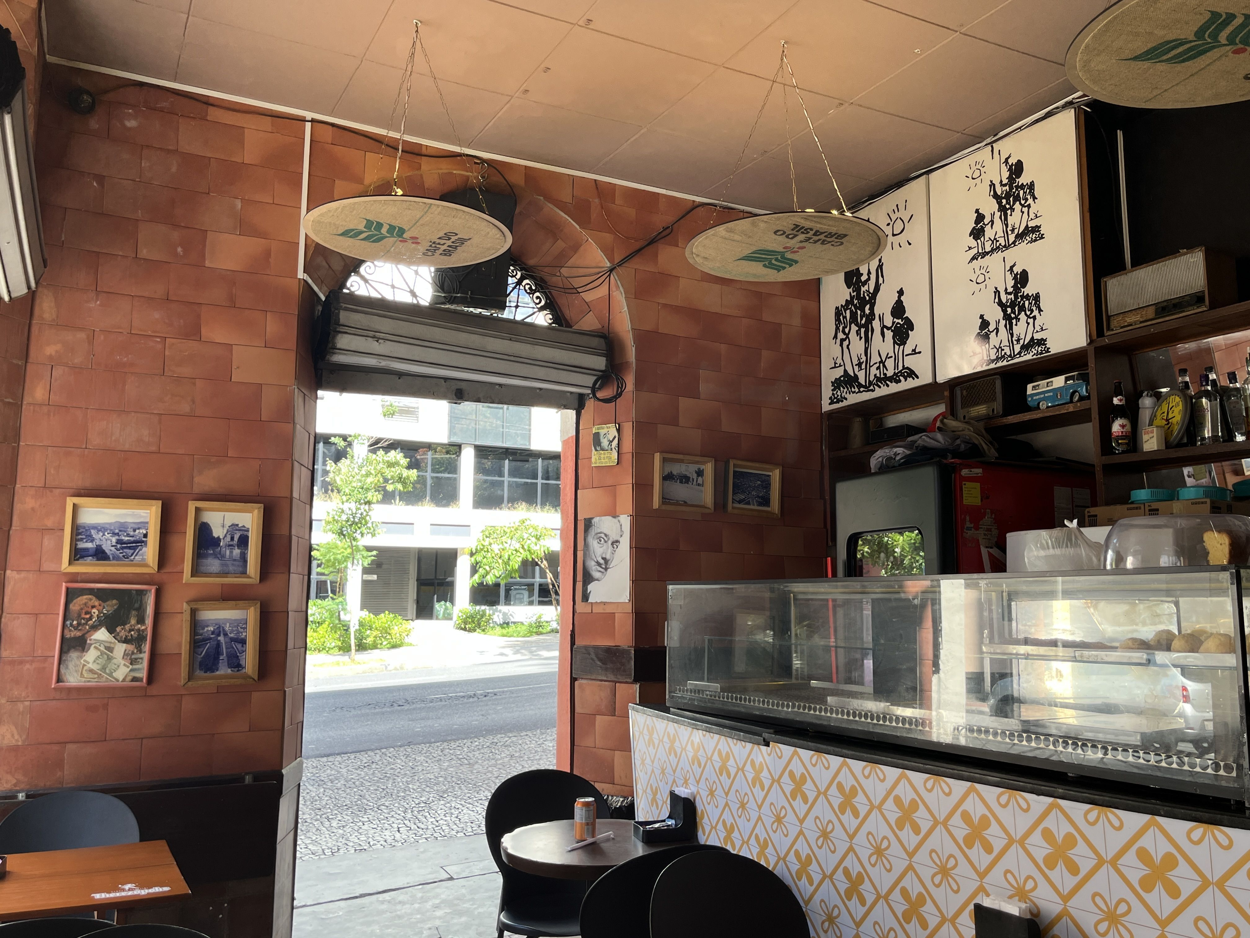 Em menos de três meses, Café Cultura Bar volta a ser advertido pela Vigilância Sanitária