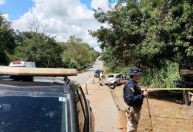 Batida entre carro e caminhão deixa um morto na BR-262, em Moema