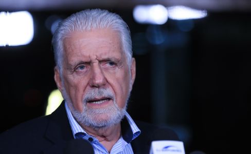 O líder do Governo no Senado, Jaques Wagner