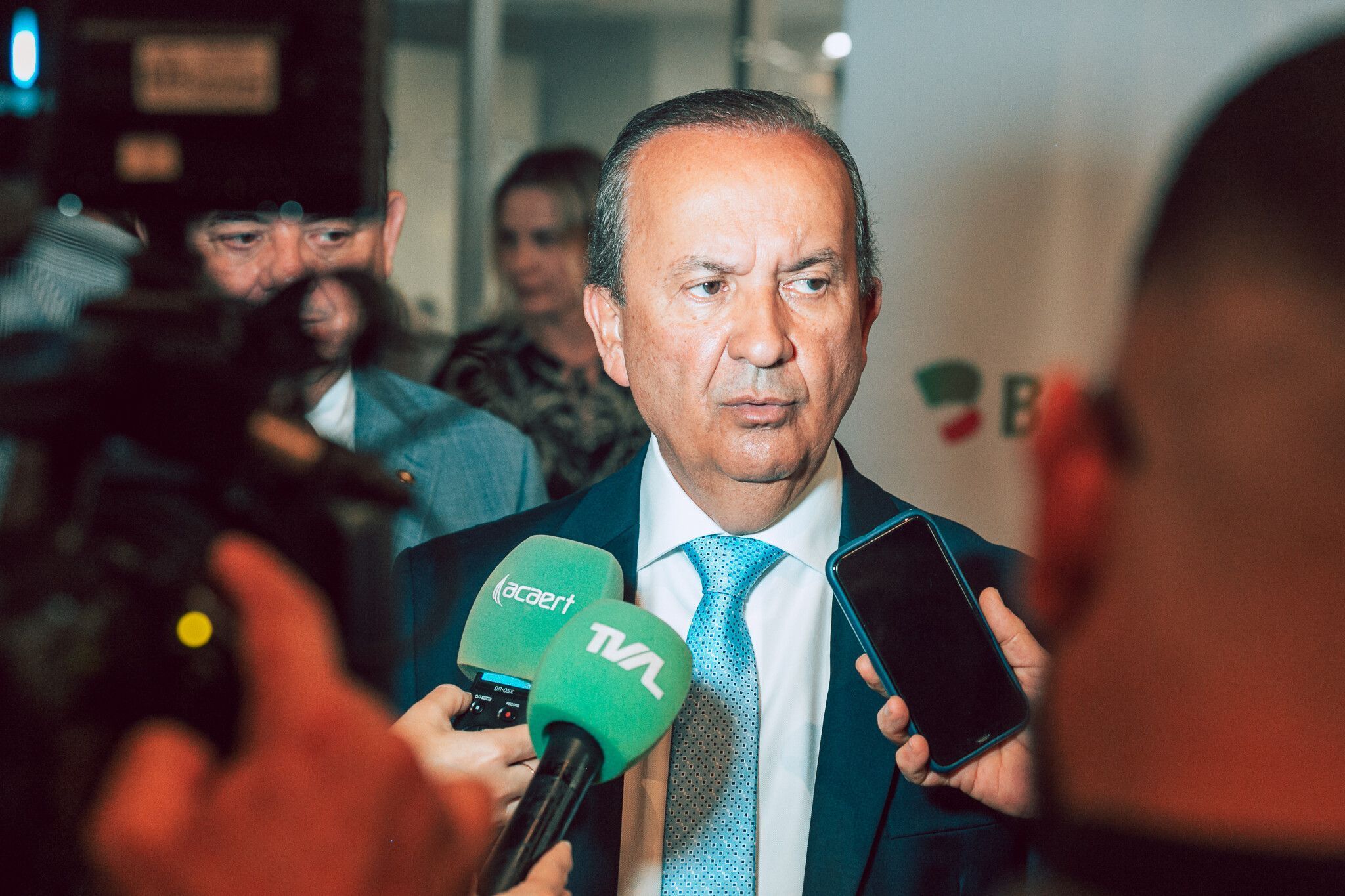 Governador de SC diz que lei que proíbe cotas 'melhorava' ingresso em universidades
