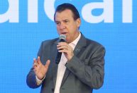 Ministro nega compensar empresas por fim da 6x1: ‘Chororô muito grande’