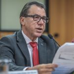 PL do governo sobre fim da 6x1 prevê mudança imediata, defende ministro