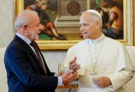 Lula manifesta solidariedade a Leão XIV após críticas de Trump