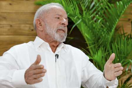 Lula visita Minas Gerais para inaugurar hospital universitário voltado ao SUS