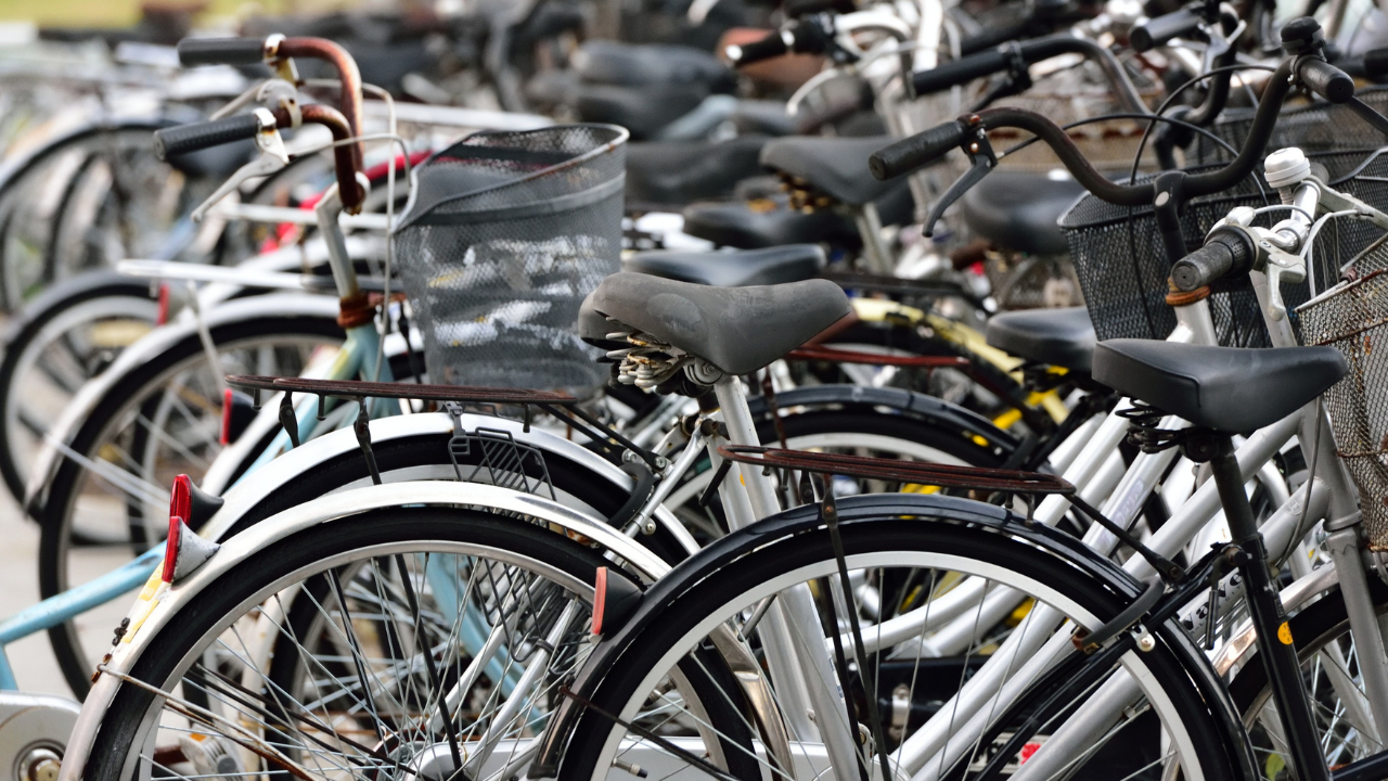 Vinagre nas rodas da bicicleta: para que serve e quando realmente funciona