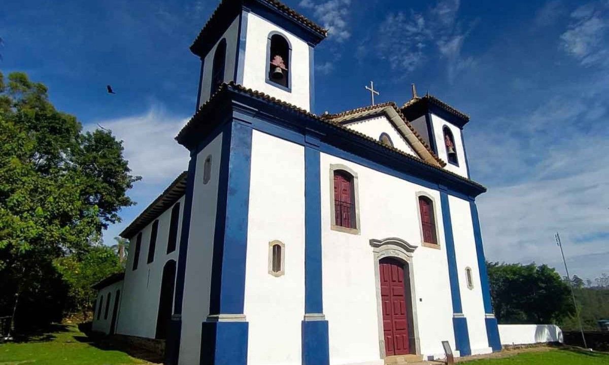 Igreja em Mariana é reaberta após quase 3 anos de obras