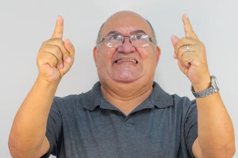 Ícone do rádio baiano, Manuel Messias morre aos 69 anos