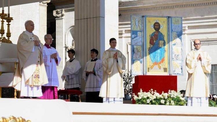 Papa pede paz em celebração da Páscoa: 'Quem tem armas nas mãos, que as deponha'