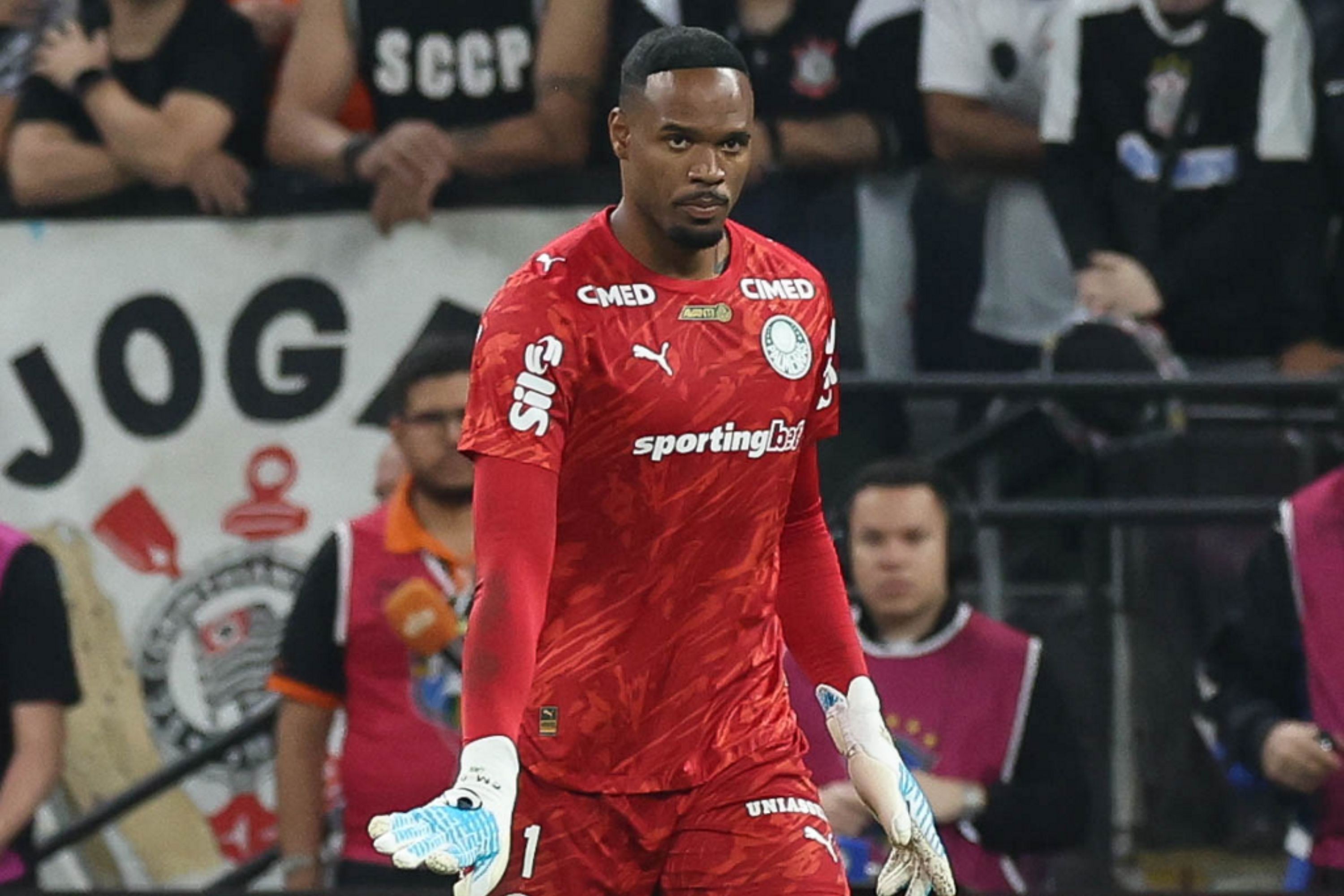 Palmeiras: Carlos Miguel sofre injúria racial em clássico com o Corinthians