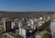 Varginha define próximo cronograma de limpeza contra a dengue