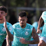 Jogam o Dérbi? Entenda situações de Paulinho e Vitor Roque no Palmeiras