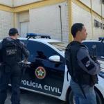 Mulher é presa por abandonar filhos para ir a festa no RJ; criança morreu