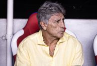 Escalação do Vasco: Renato Gaúcho tem dúvida no meio contra o Corinthians