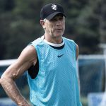 Quem joga? Renato Gaúcho abre o jogo sobre time do Vasco na Copa Sul-Americana