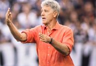 Renato se isenta de culpa após derrota do Vasco para o Corinthians com um a mais