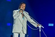 Roberto Carlos completa 85 anos neste domingo (19) com show em sua cidade natal