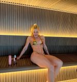 Virginia Fonseca abre álbum de fotos