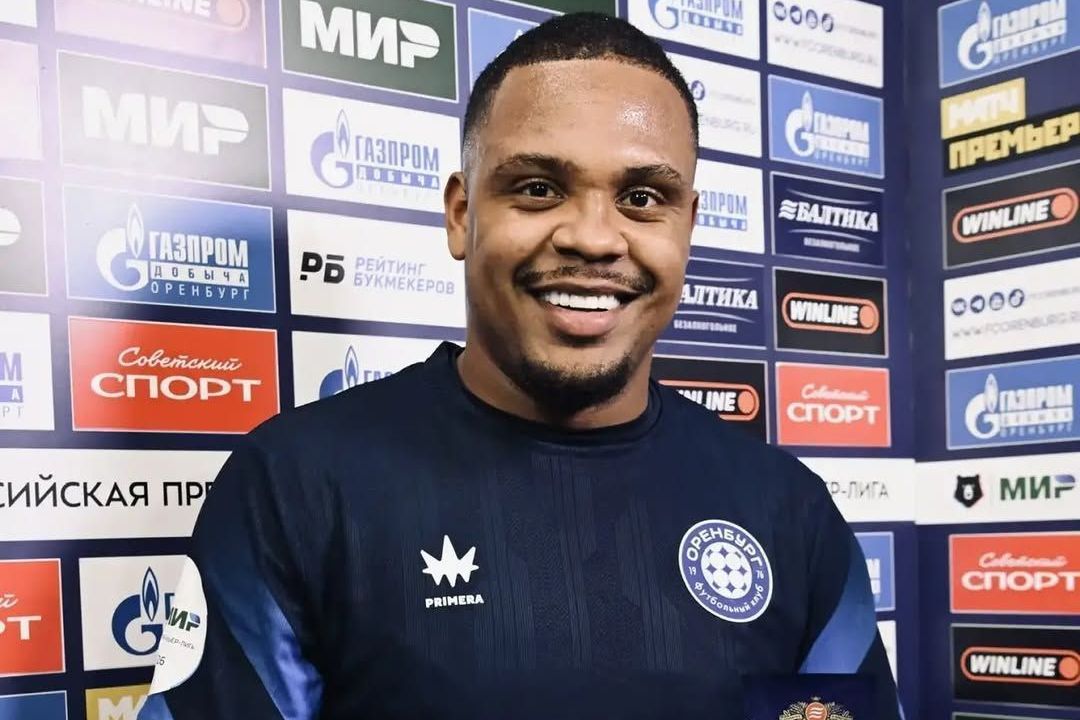 Ex-Cruzeiro brilha e comanda virada 'relâmpago' em jogo do Campeonato Russo