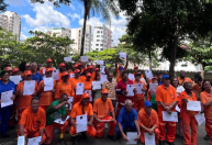 A beleza na diversidade: garis estudantes do EJA visitam exposição de Renoir em BH