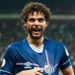 Campeão por Santos e Grêmio, lateral encerra carreira após quase 600 jogos