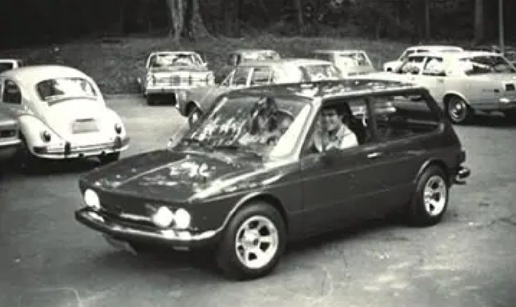 Oscar Schmidt gostava tanto da Volkswagen Brasília que teve duas unidades