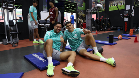 Vitor Roque em trabalho interno • Cesar Greco/Palmeiras
