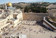 Templos religiosos em Jerusalém voltam a abrir após 40 dias