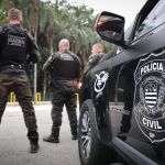 Gangue do prego: PCSP apreende jovens que jogam objetos na pista para furar pneus e roubar