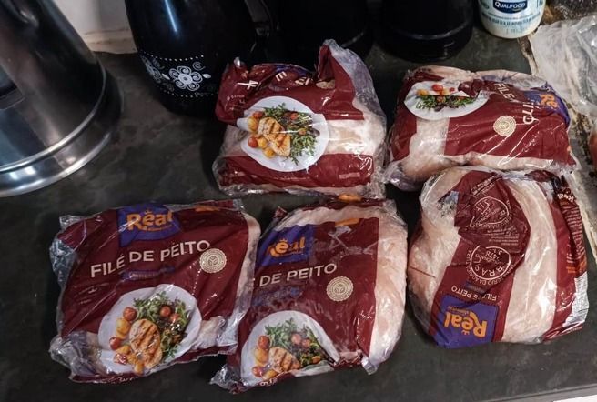 Homem é flagrado furtando alimentos dentro de escola estadual em Santana do Paraíso