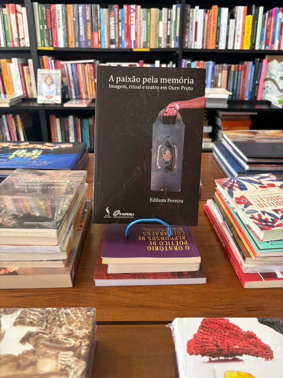 Livro sobre Semana Santa é lançado neste sábado em Ouro Preto