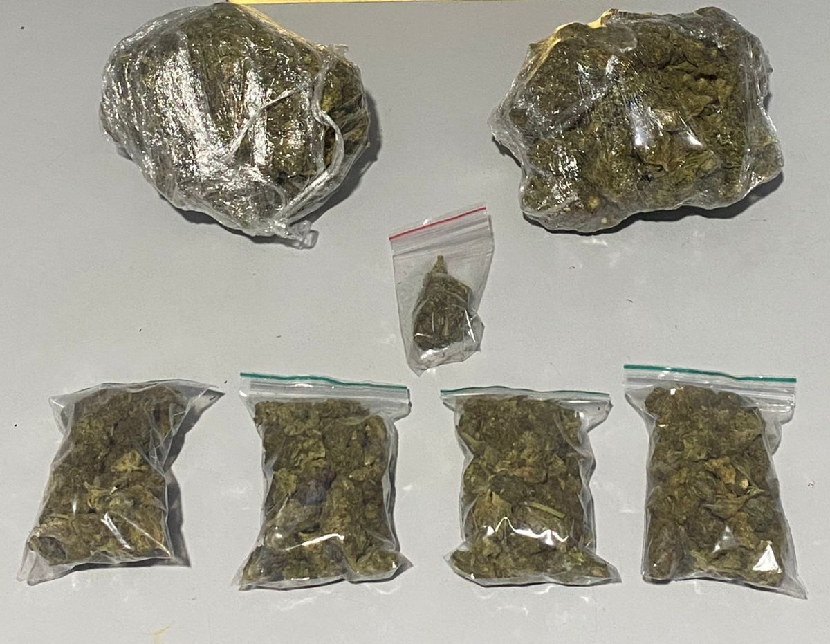 Drogas apreendidas e envolvidos detidos em duas operações da PM em Ipatinga