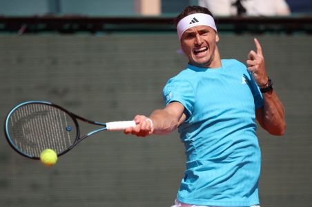 Alexander Zverev em ação no Masters 1000 de Monte Carlo