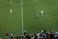 Santos x Atlético: técnico é expulso após gol anulado na Vila Belmiro