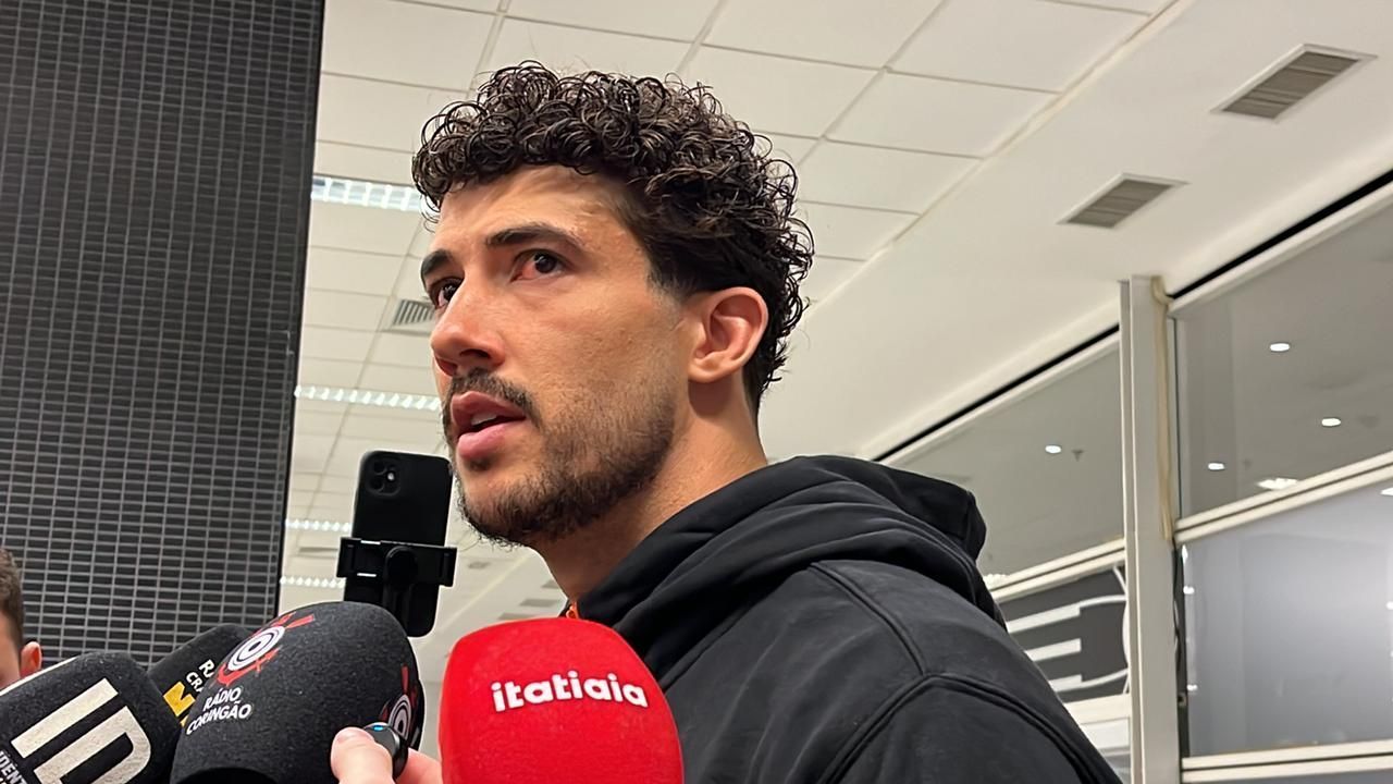 Jogadores de Corinthians e Palmeiras se manifestam sobre confusão pós-Dérbi