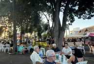 Evento 'Sabores na Praça' ocupa o Heliópolis com festa e vagas de emprego