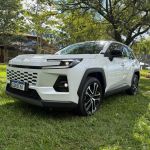 Novo Toyota Rav 4 quer recuperar espaço entre os SUVs médios no Brasil