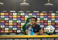 Abel opina sobre pênalti para o Palmeiras e se manifesta após punição do STJD